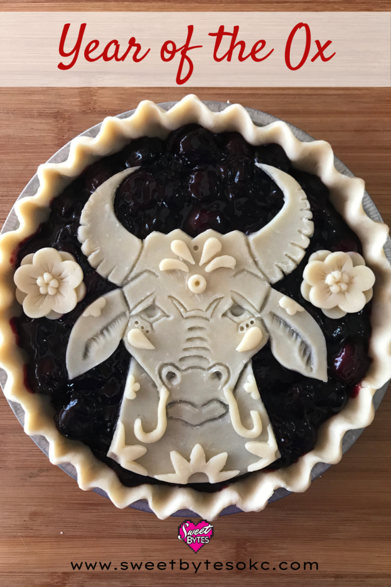 chinese new year pie