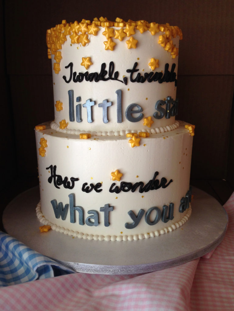 Twinkle, twinkle gender reveal cake in the box